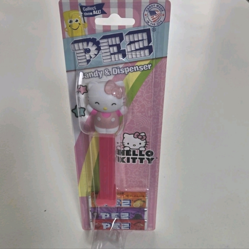 Hello Kitty Pez Candy Dispenser New In Package